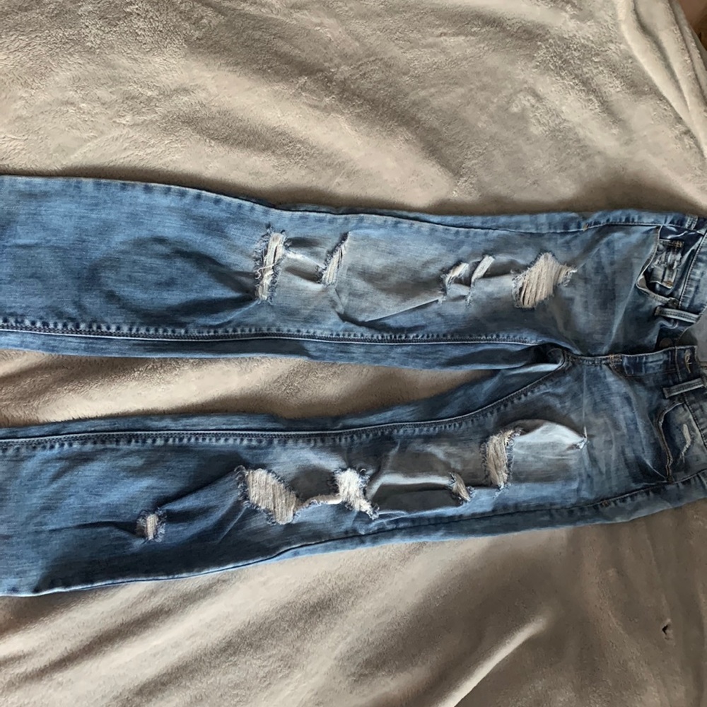 Mudd jeans purchased from ross. Low rise skinny jeans. Worn and loved. Fit snug.